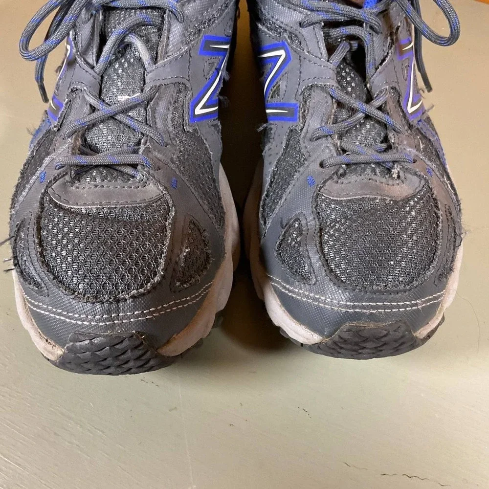 New Balance #573 V2 Running Hiking Shoes‎ Womens Size 10 Black/Blue Athleisure